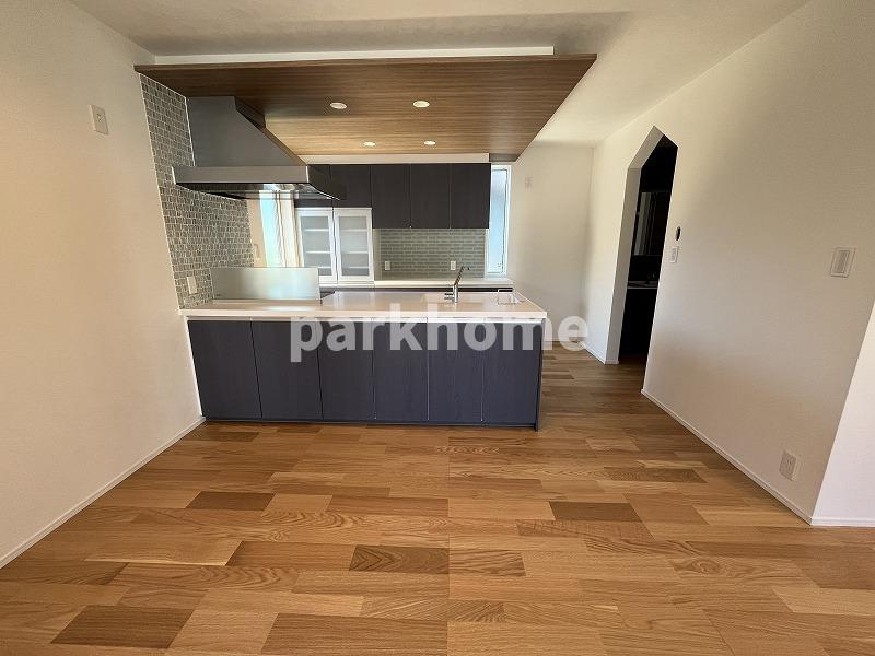 吾川郡いの町枝川　新築一戸建ての居間・リビング