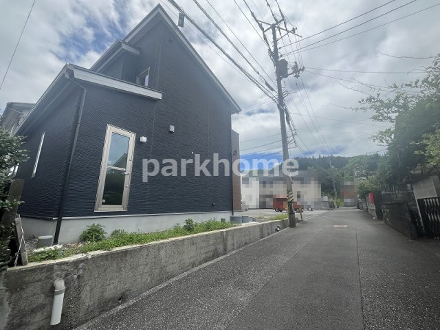 吾川郡いの町枝川　新築一戸建ての前面道路含む現地写真|2025年7月下旬