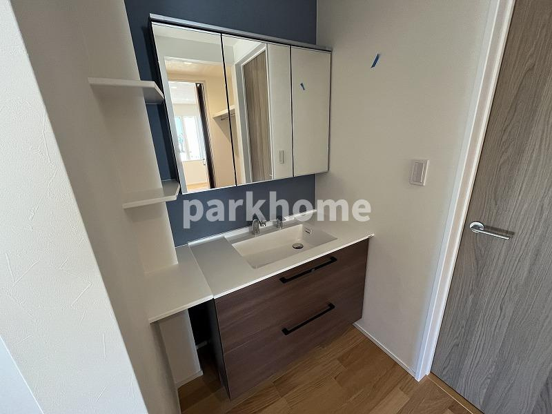 吾川郡いの町枝川　新築一戸建ての独立洗面台