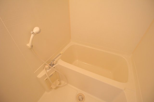 ユウネクスト高松Ⅰの駐車場