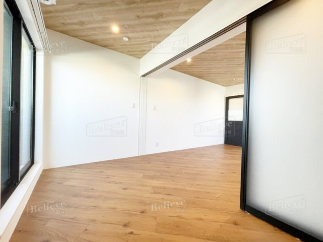 T-Regno野伏間の寝室|風通しも良い寝室です☆