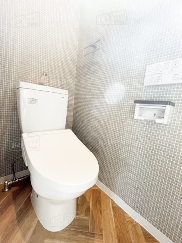 T-Regno野伏間のトイレ|嬉しい温水洗浄便座付き♪