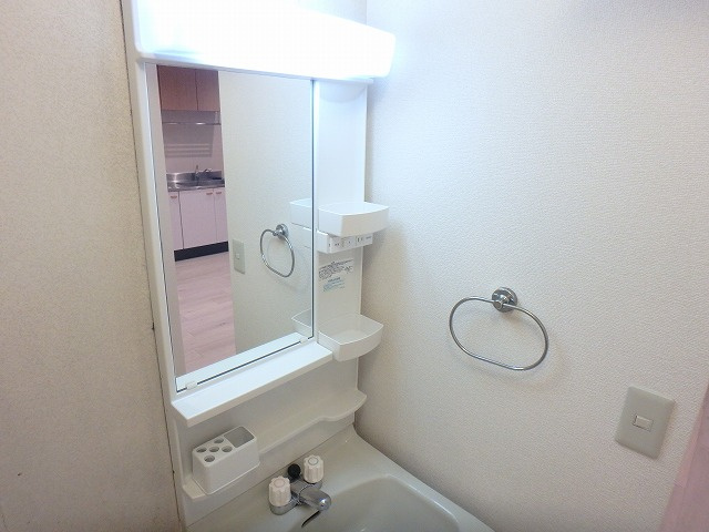 サンハイム片町B