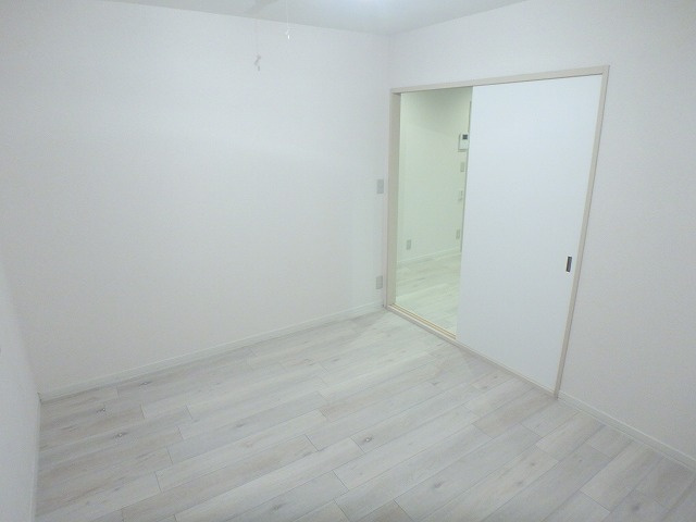 サンハイム片町B