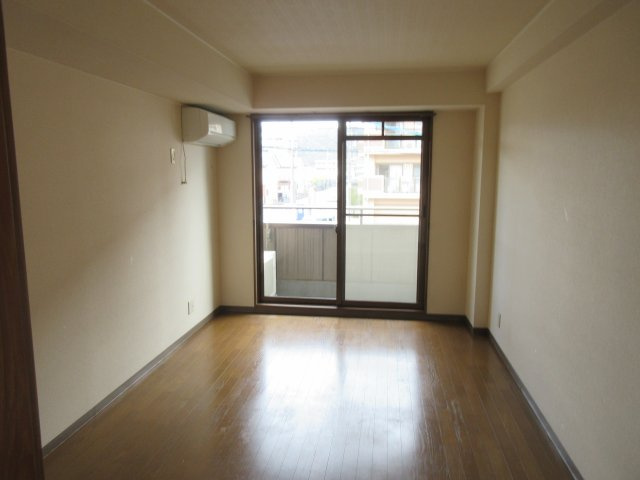 サンリフレッシュの洋室