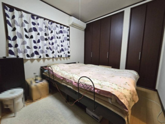 【洋室】 | 大東市北条1丁目　戸建 | １F洋室　6帖