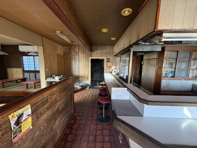 蒲原店舗のロビー