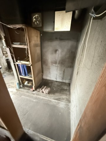 蒲原店舗の駐車場