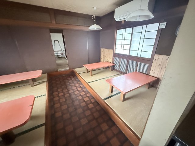 蒲原店舗の和室