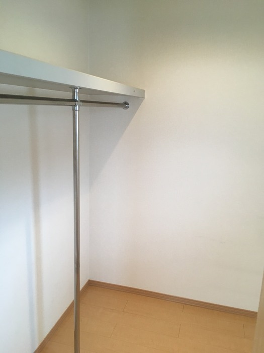 メゾンクオーレ Ｅのその他|ウォークインクローゼット