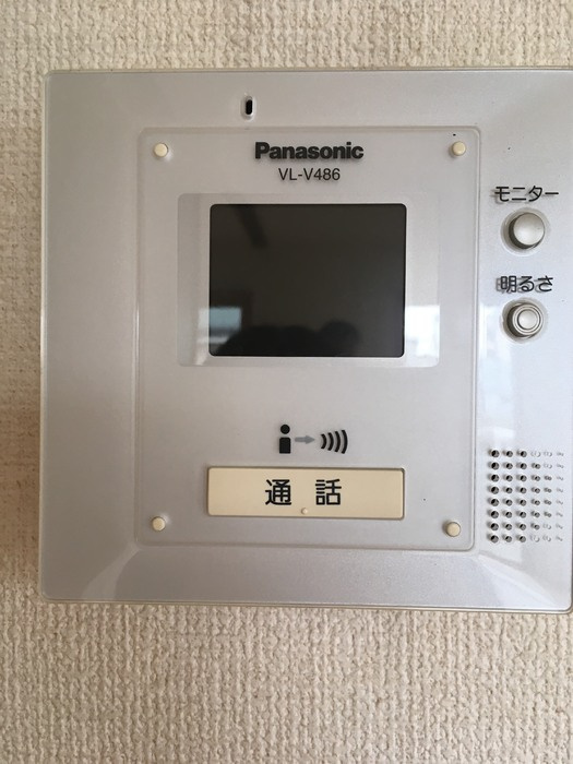 メゾンクオーレ Ｅのセキュリティ|TVインターホン