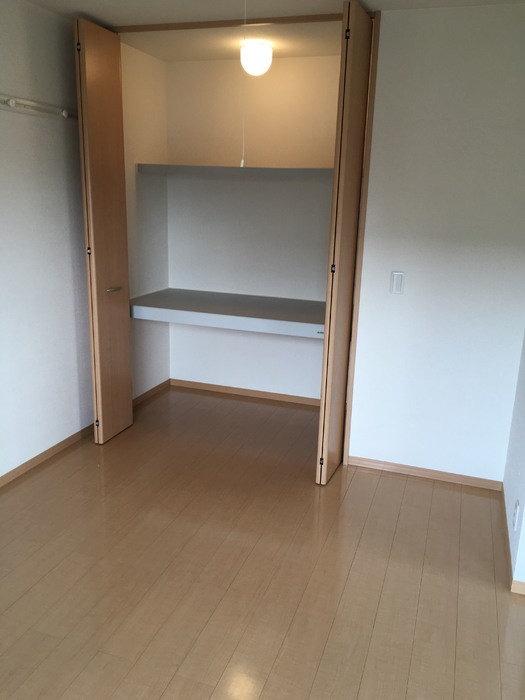 メゾンクオーレ Ｅの収納|洋室収納