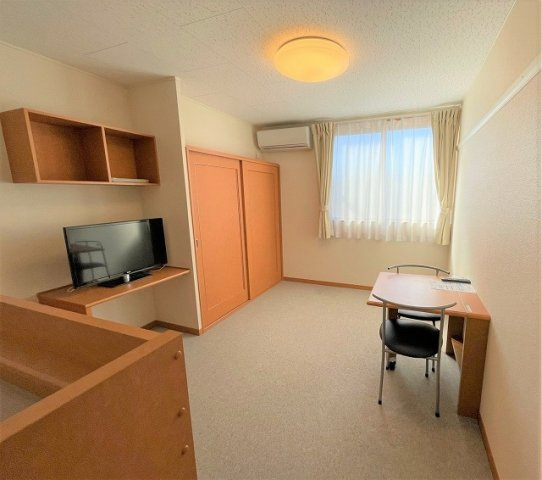 レオパレスサザンウッドの居間・リビング|2階居間