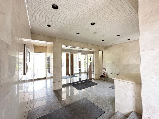 マリベールTANOUCHIⅡ番館のロビー
