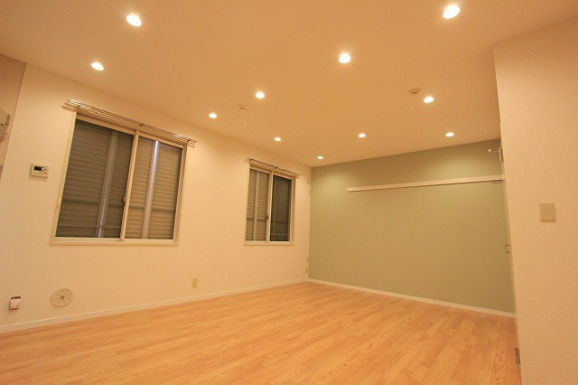 ドミールエビナ弐番館