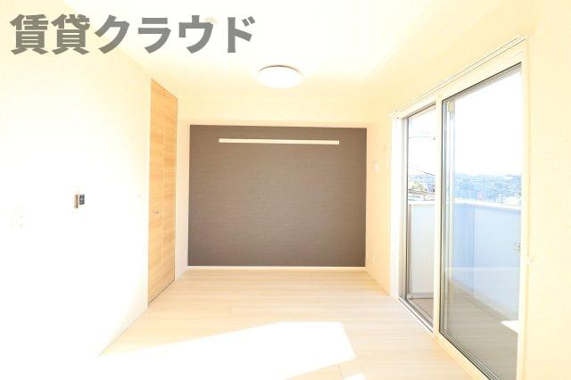 Abreast-T Ⅱの寝室|広くて明るい寝室