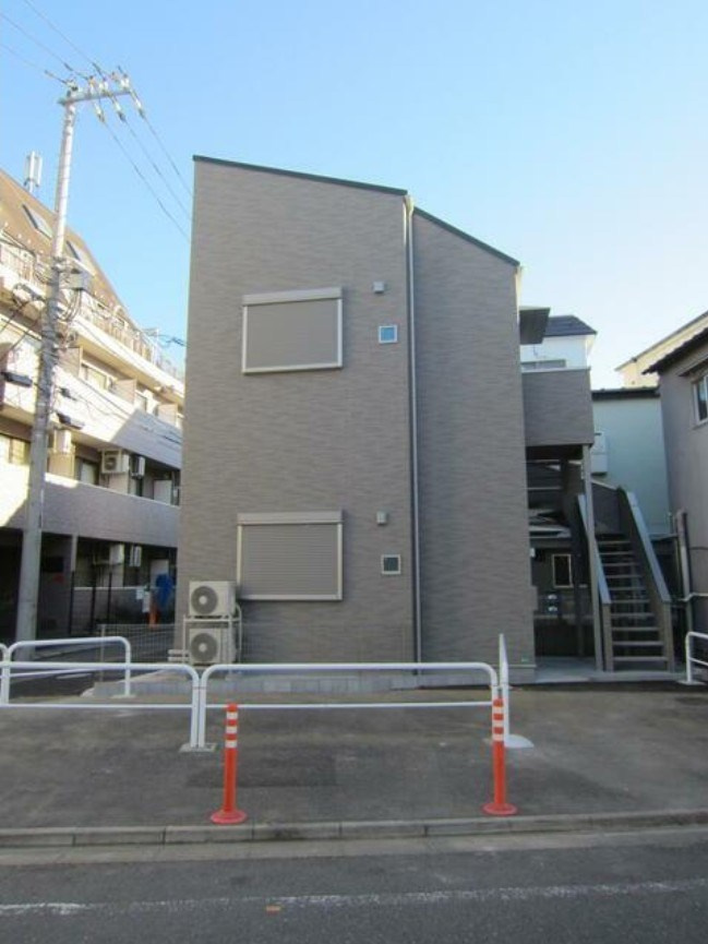 ヴィラサカエ