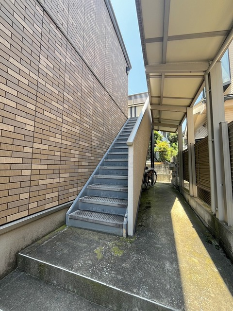 フィオレンテ大倉山のロビー