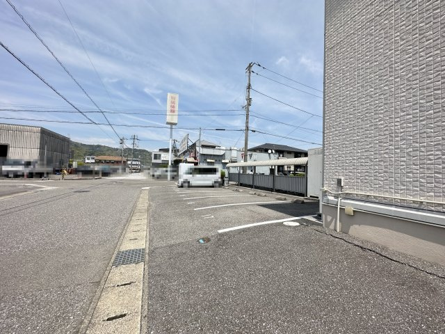 ヴィラージュの駐車場