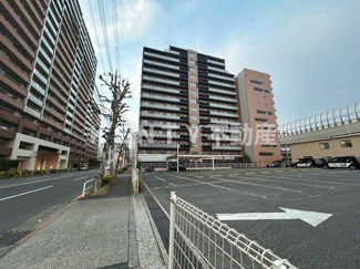 【駐車場】 | 車をお持ちの方に嬉しい駐車場付きの物件です