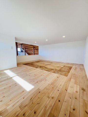 茅ヶ崎市南湖4丁目B棟　トラストヴィラ～プレミアムシリーズの収納|A号棟・B号棟どちらもロフト収納付き！
収納としてはもちろん、趣味の部屋としても活用可能