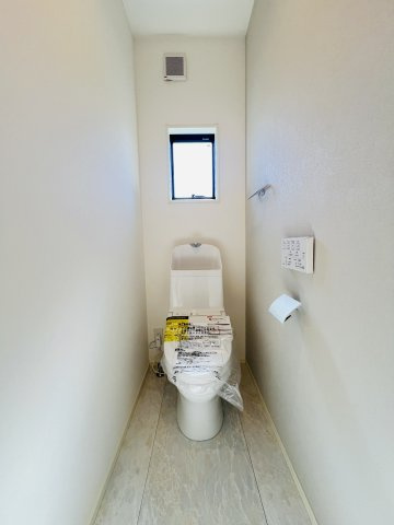 茅ヶ崎市南湖4丁目B棟　トラストヴィラ～プレミアムシリーズのトイレ