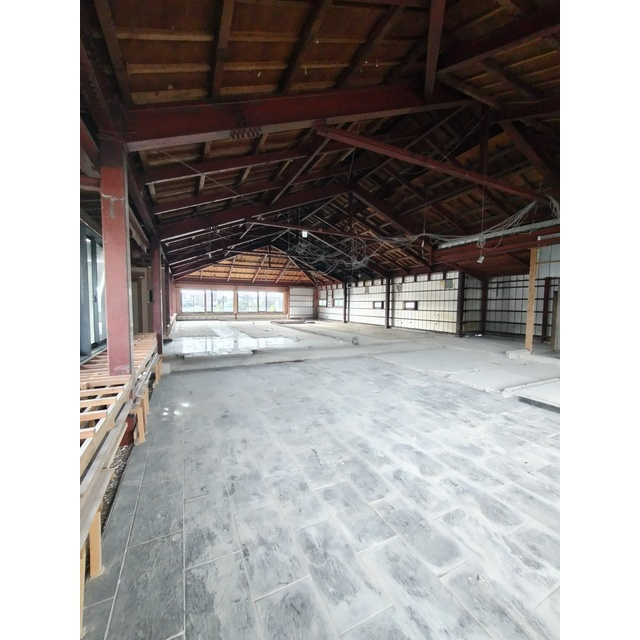 蘇原三柿野町958番地2店舗の内装