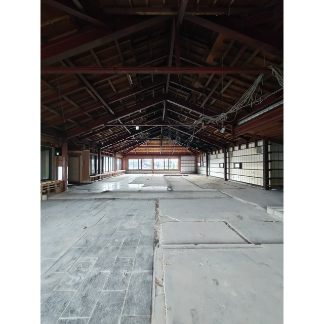 蘇原三柿野町958番地2店舗の内装