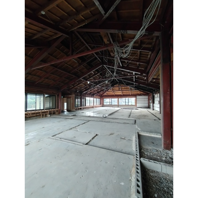 蘇原三柿野町958番地2店舗の内装