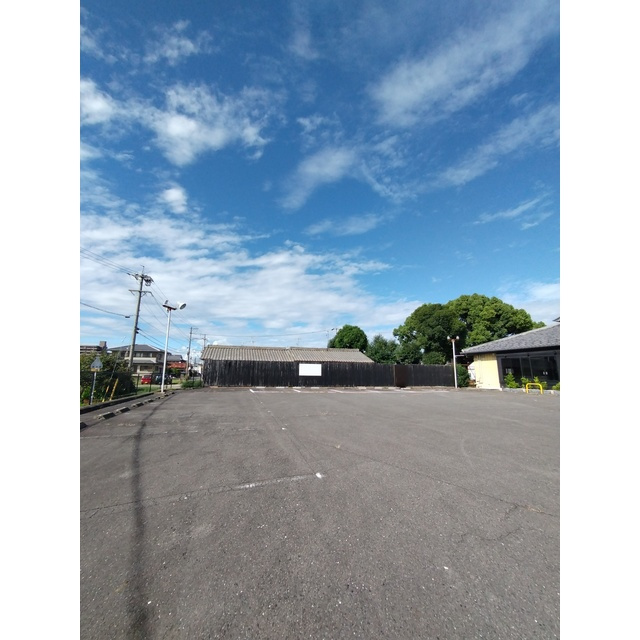 蘇原三柿野町958番地2店舗の駐車場