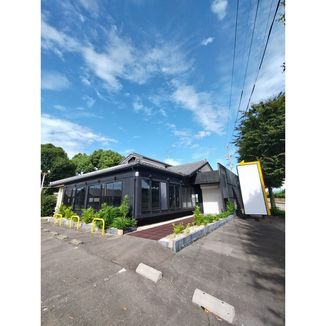 蘇原三柿野町958番地2店舗の外観