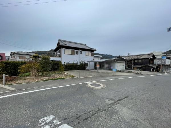下津町黒田　土地