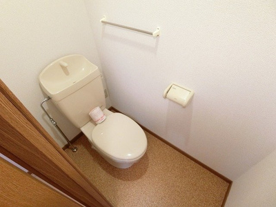 【トイレ】 | ヴィラフューゲルⅡ