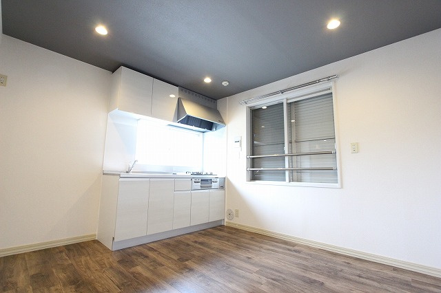 シュロス新横浜A