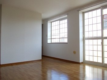 【居間・リビング】 | カーサ・フィオーレ中島Ａ