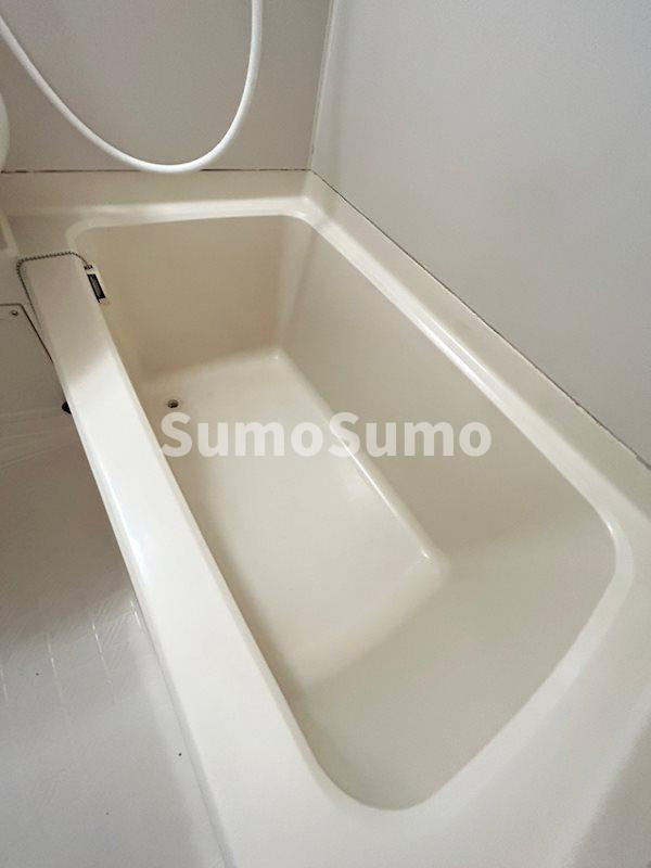 メゾンド山手の浴室