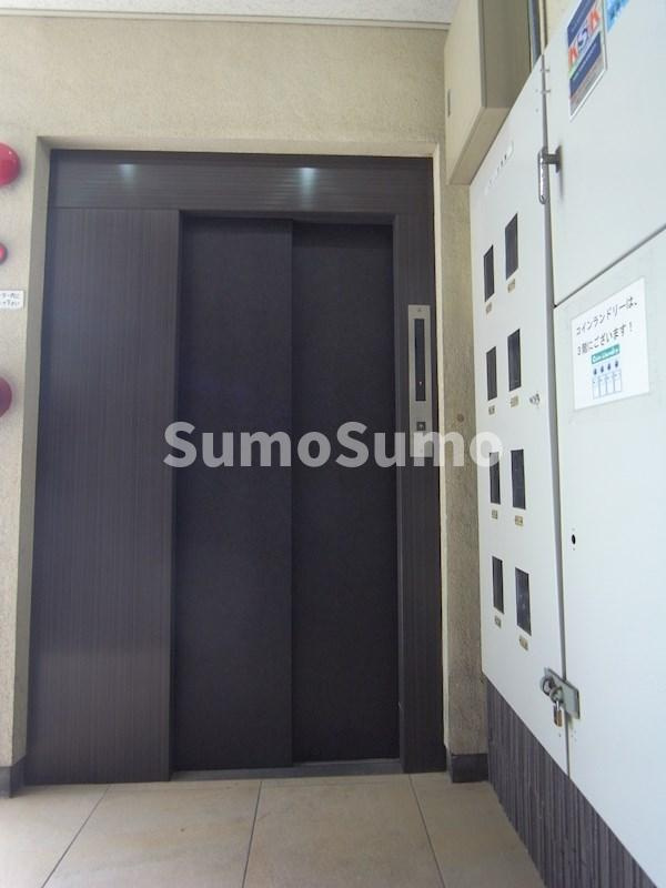 メゾンド山手の外観