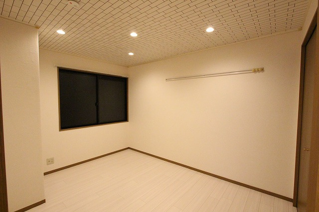 サニーホームズ