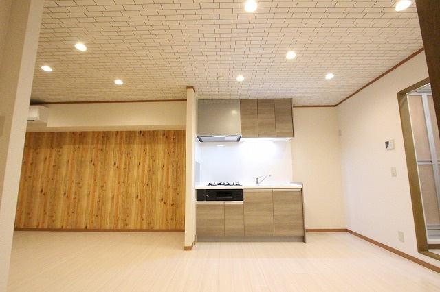 サニーホームズ