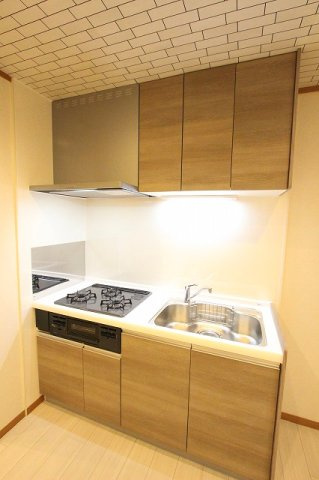 サニーホームズ