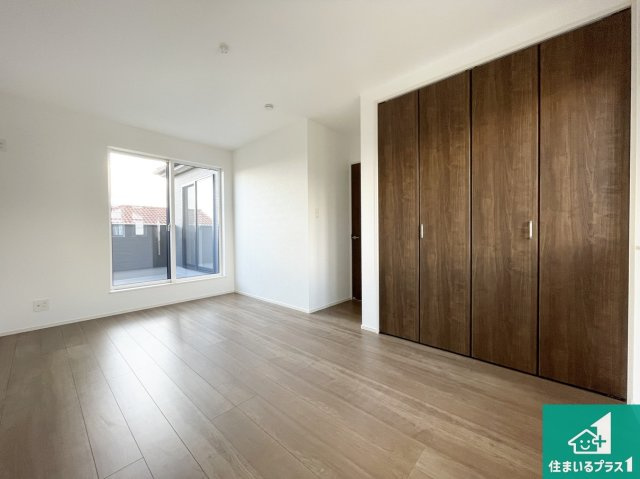 川辺郡猪名川町白金　第2期　新築一戸建ての洋室|収納スペースが充実しているので子供の成長に合わせてたくさん収納ができます！家族構成に合わせた様々な活用ができる収納！