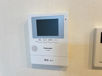 【セキュリティ】 | ガレージハウス・ヒューゴ | カメラ付インターホン