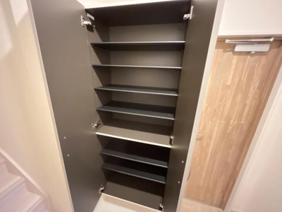 【収納】 | ガレージハウス・ヒューゴ | 下駄箱