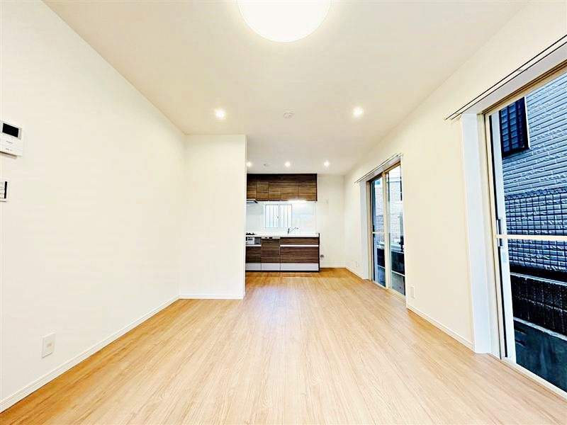 横浜市西区境之谷戸建②の居間・リビング|使いやすい居間です