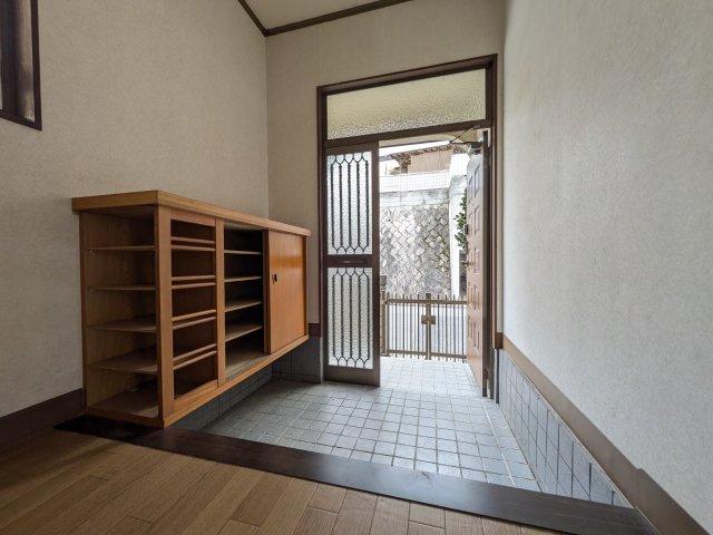 【玄関】