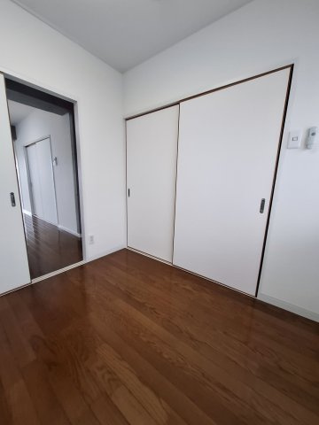 コンコード甲子園の洋室