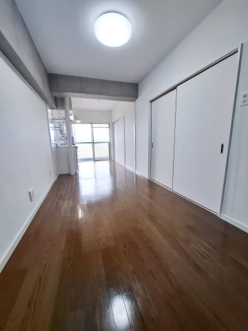 コンコード甲子園の居間・リビング