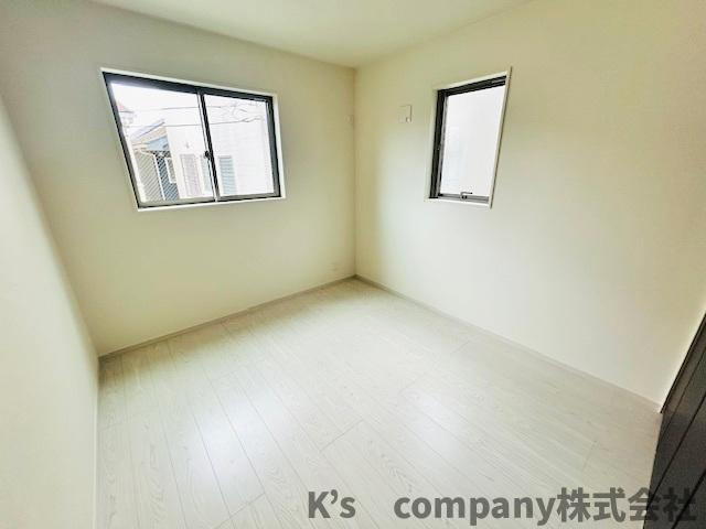 茅ヶ崎市柳島2丁目　新築戸建　1号棟の子供部屋|洋室5.2帖◇お子様のお部屋や趣味のお部屋にいかがでしょうか♪