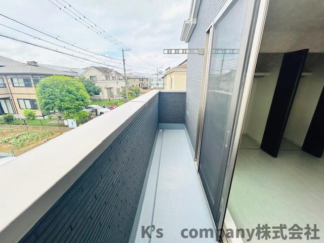 茅ヶ崎市柳島2丁目　新築戸建　1号棟のバルコニー|バルコニー♪主寝室から出ることができます♪