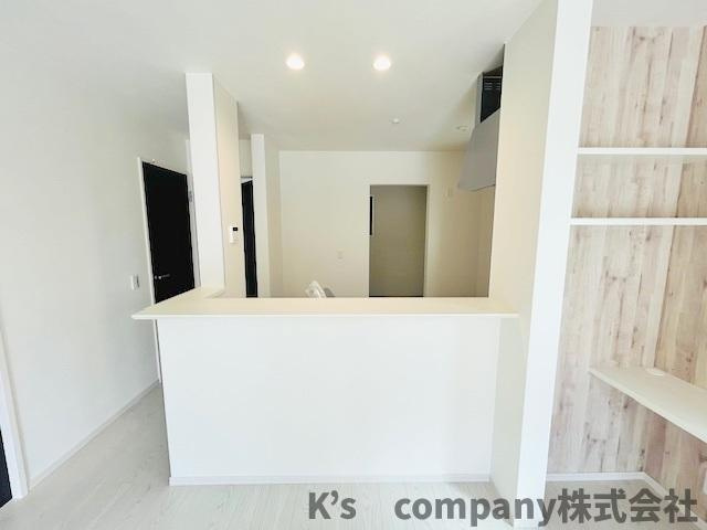 茅ヶ崎市柳島2丁目　新築戸建　1号棟のキッチン|ご家族とのコミュニケーションが取りやすいカウンターキッチンです◇